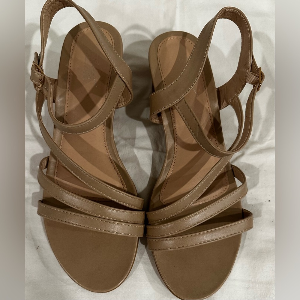 Women's Tan Multi-Strap Slingback Sandals
